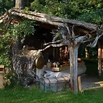 Galindia Refugia Holiday park Iznota